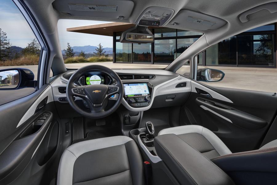 Интерьер Chevrolet Bolt EV 2016 года  (фото 5 из 42)